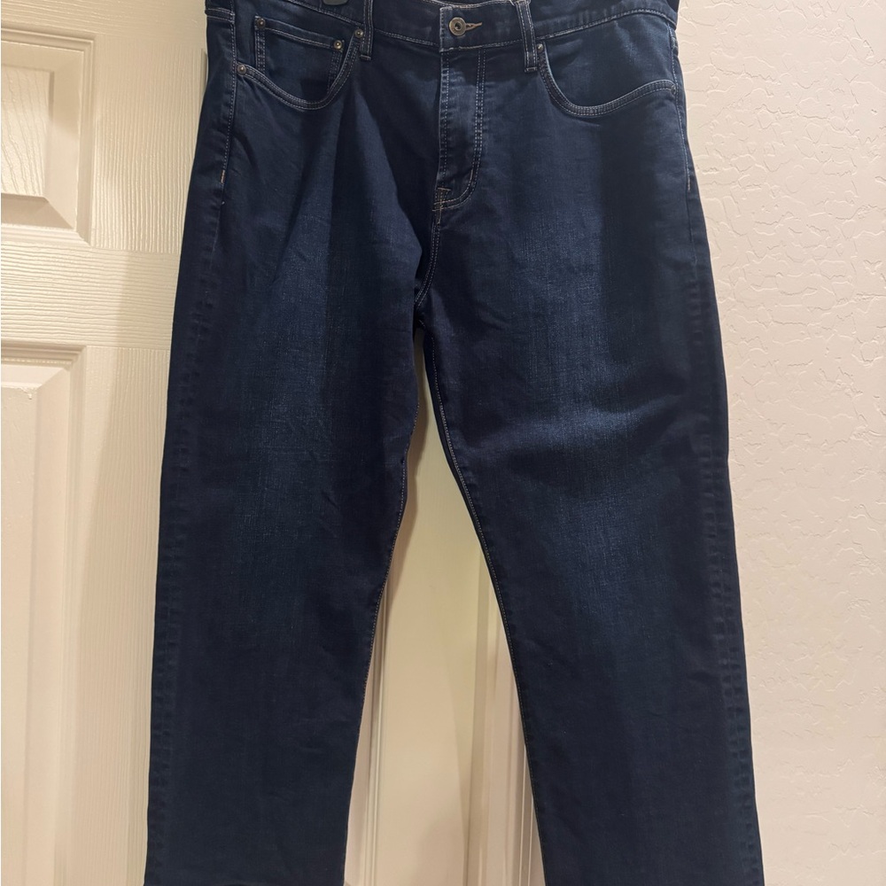 JOS. A. BANK RESERVE MENS JEANS 38x26 TRADITIONAL FIT STRETCH DARK WASH